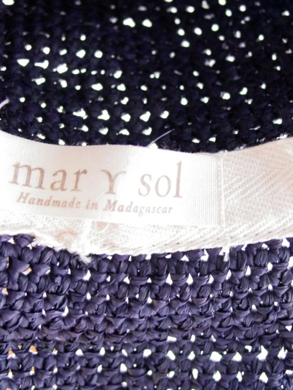MAR Y SOL Bianca $125 Handmade Raffia Floppy Sun Hat - Made in MADAGASCAR